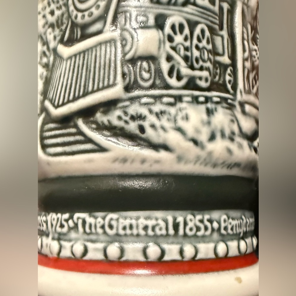 Vintage Train Themed Ceramic Beer Steins - Black and White - Picture 4 of 8